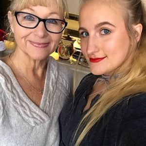 Meet your Posher, Billie